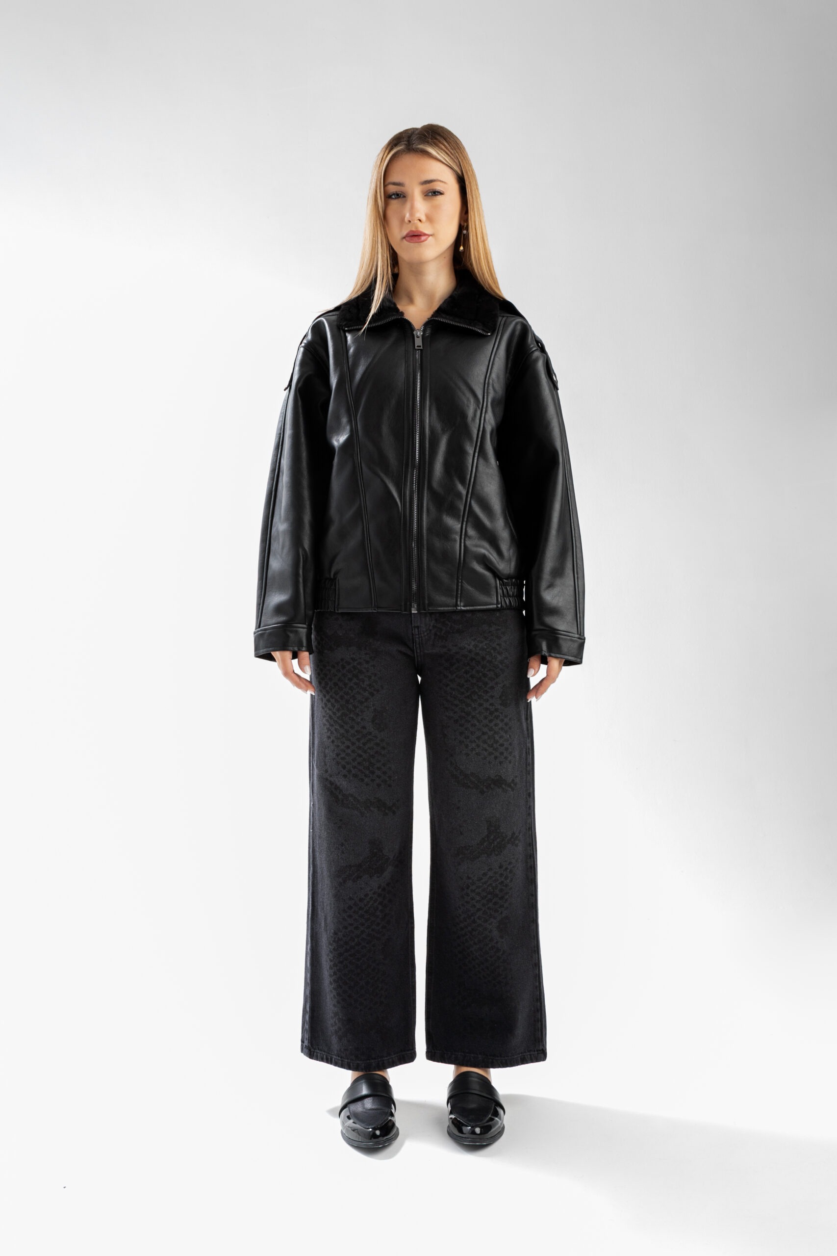 Campera Femme Negra (Cuero)