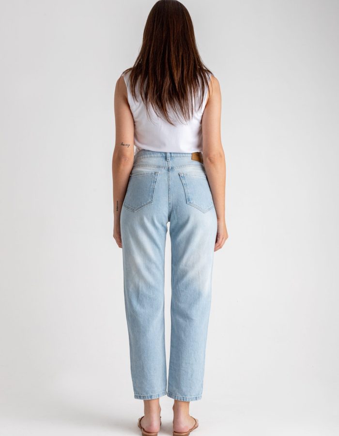 Pantalón Jean Momfit Elvira Celeste